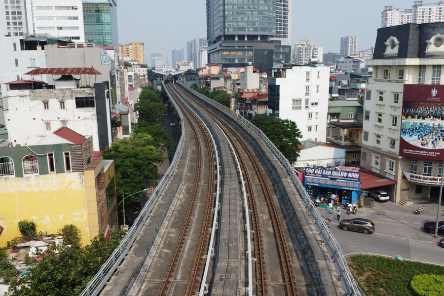 Toàn cảnh tuyến đường sắt đô thị trên cao sắp vận hành ở Hà Nội