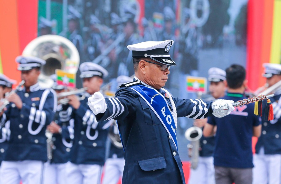 Hồ Gươm rộn ràng không khí Nhạc hội Cảnh sát các nước ASEAN+ 2022