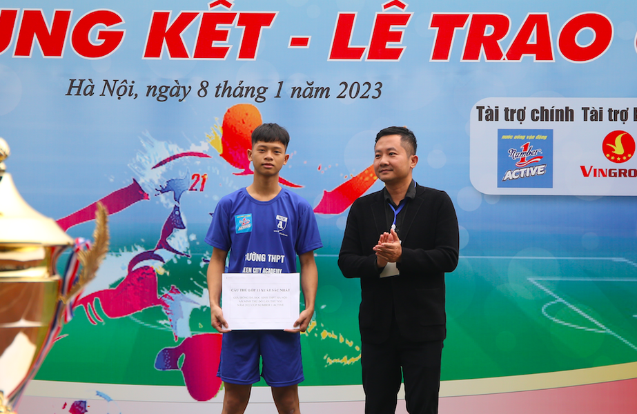 Các danh hiệu được trao ở mùa giải bóng đá học sinh THPT Hà Nội 2022