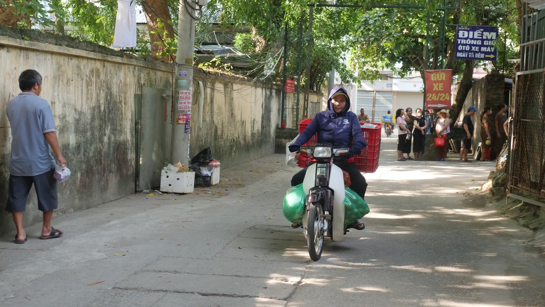 Những suất ăn tràn đầy tình yêu thương