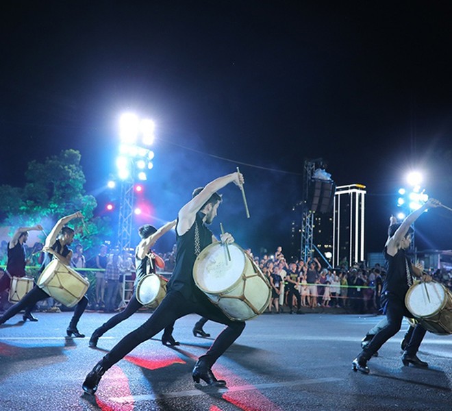 Carnival đường phố DIFF 2019 tiếp tục khuấy động không gian phố đêm Đà Nẵng