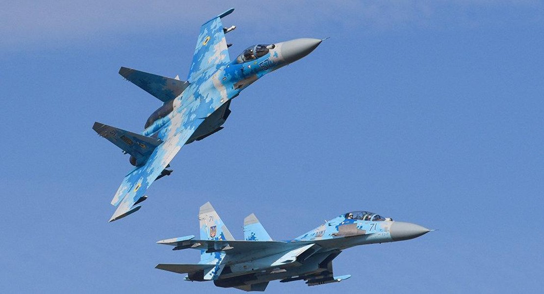 Su-27 Ukraine bị Nga bắn cháy ngay thời điểm ông Zelensky thăm chiến tuyến miền Đông