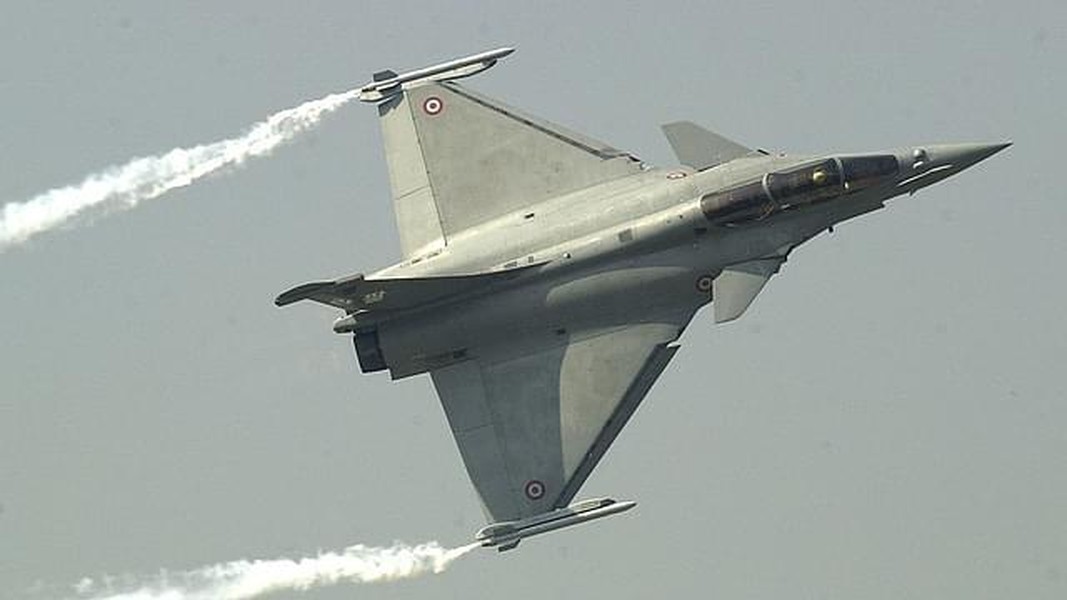 [ẢNH] Dùng tiêm kích Rafale chống tên lửa S-400 có thể mang lợi thế tuyệt đối cho Ấn Độ