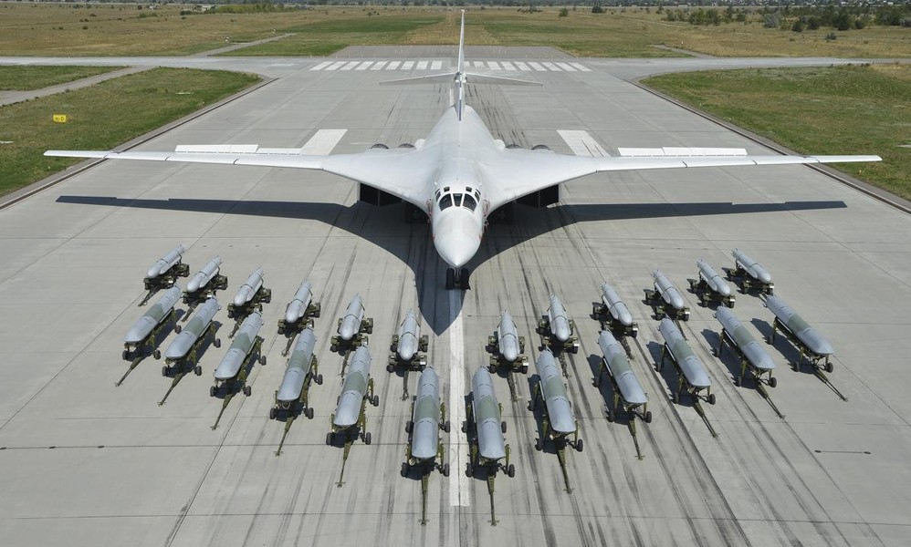 [ẢNH] Nga bình thản trước B-21 Raider khi đã có Tu-160M2 và Tu-95MSM quá mạnh