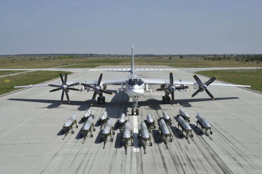 [ẢNH] Nga bình thản trước B-21 Raider khi đã có Tu-160M2 và Tu-95MSM quá mạnh