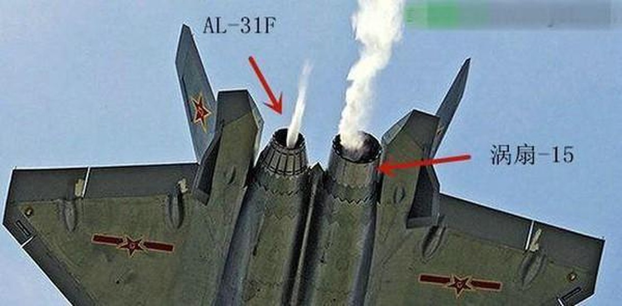 [ẢNH] Tiêm kích J-20B nâng cấp của Trung Quốc lộ điểm yếu chí tử tại Triển lãm Chu Hải
