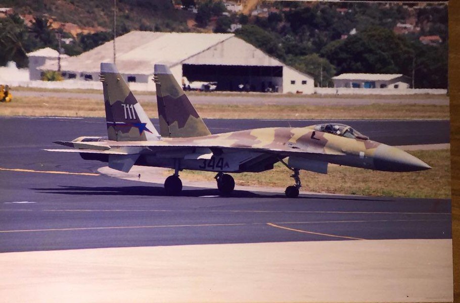 'Đại bàng vàng' Su-37 Berkut - Chiến đấu cơ bí hiểm hàng đầu của Nga