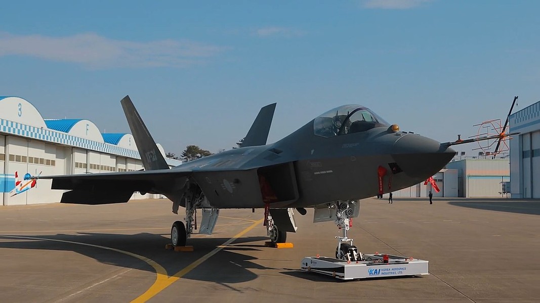 Tiêm kích KF-21 Hàn Quốc đắt đến mức khó tin