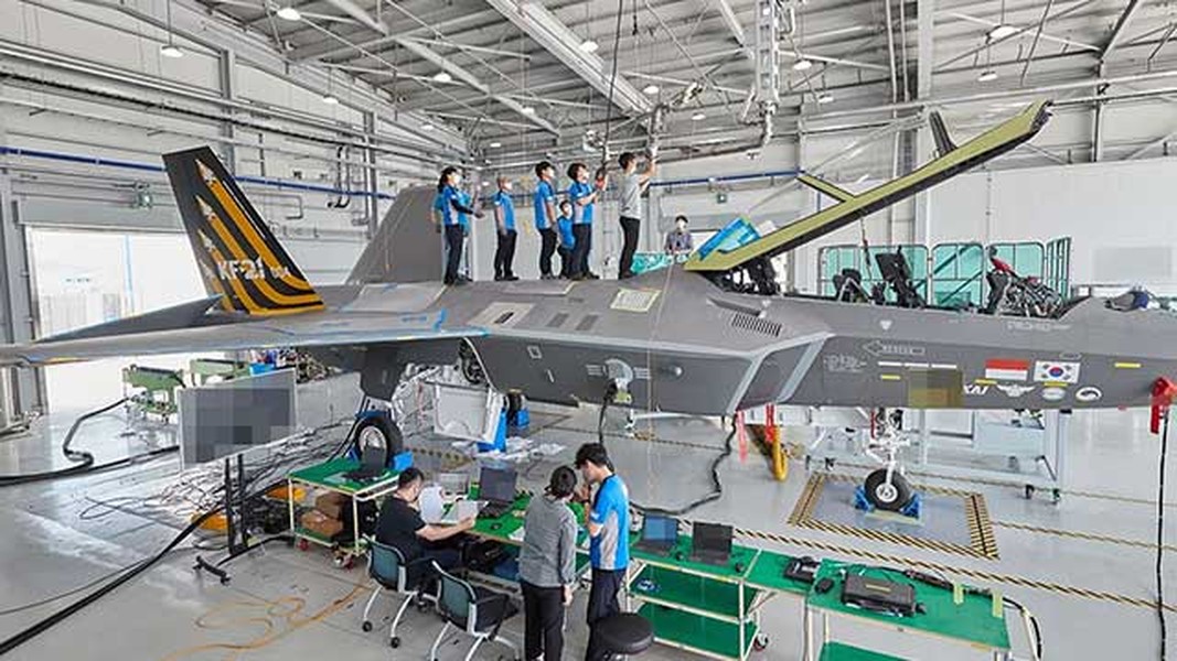 Tiêm kích KF-21 Hàn Quốc đắt đến mức khó tin