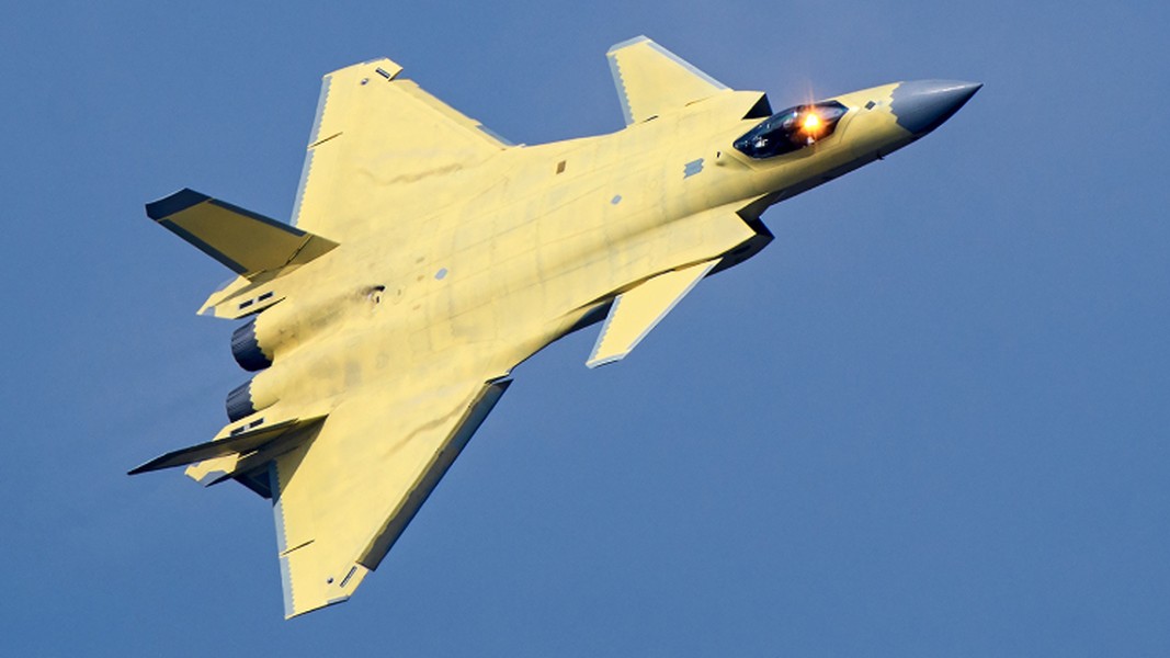 Sản lượng tiêm kích F-35 Mỹ giảm mạnh giữa lúc số lượng J-20 Trung Quốc ‘ra lò’ tăng vọt