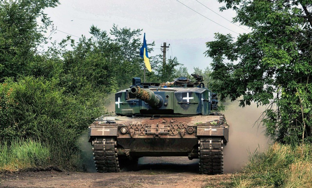 Quân đội Ukraine bắt đầu sử dụng xe tăng Leopard như pháo tự hành