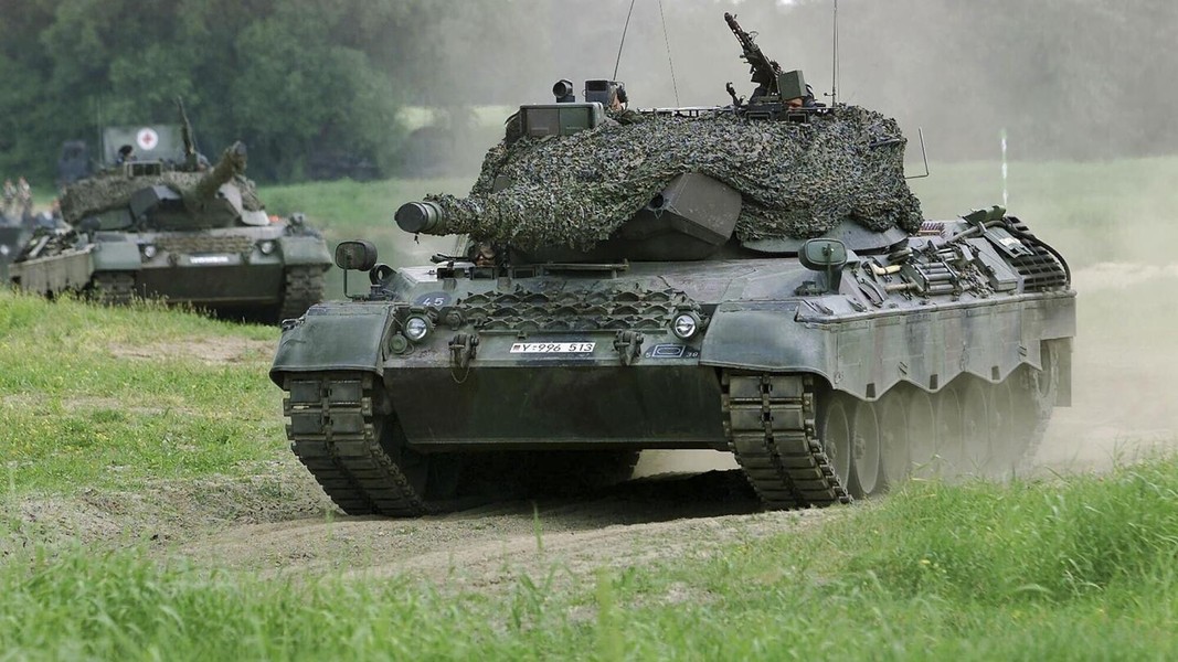Quân đội Ukraine bắt đầu sử dụng xe tăng Leopard như pháo tự hành