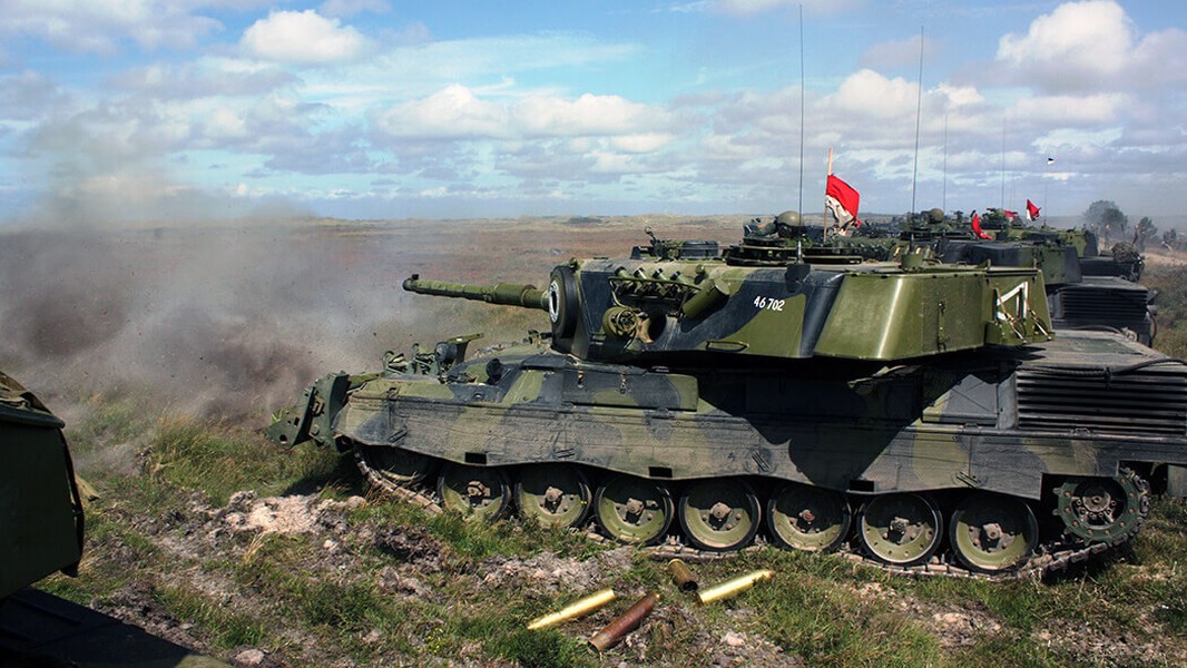 Quân đội Ukraine bắt đầu sử dụng xe tăng Leopard như pháo tự hành