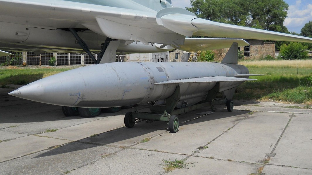 Tên lửa hành trình Kh-22 xuyên thủng những tổ hợp phòng không tốt nhất của Ukraine