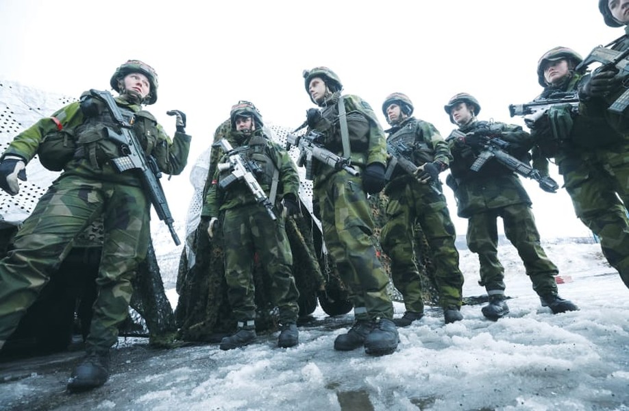 Nga đưa ra cảnh báo hạt nhân cho thành viên mới của NATO