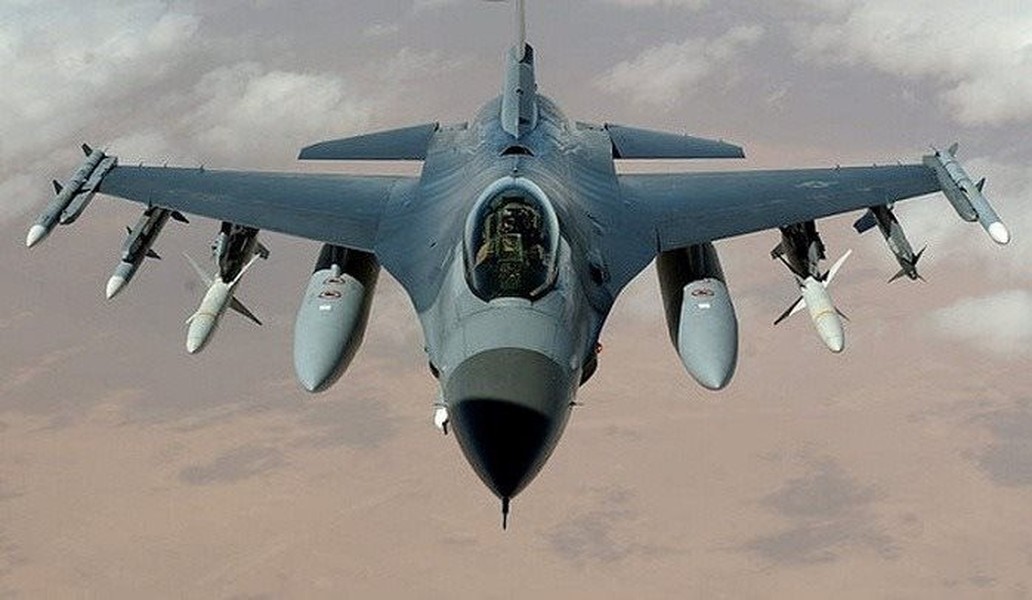 Không quân Ukraine sẽ nhận được tiêm kích F-16 phiên bản tối tân nhất?