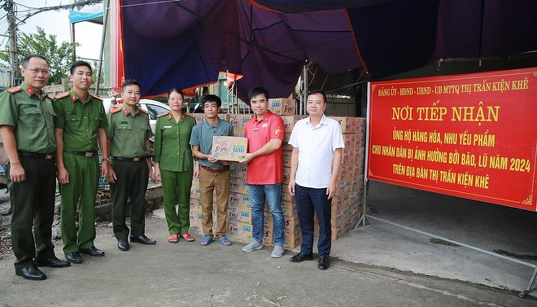 Nhìn lại hành trình chia sẻ nghĩa tình với đồng bào vùng bão lũ