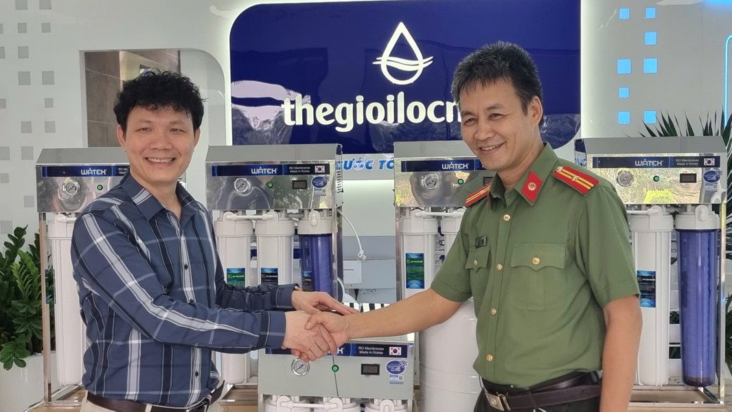 Nhìn lại hành trình chia sẻ nghĩa tình với đồng bào vùng bão lũ
