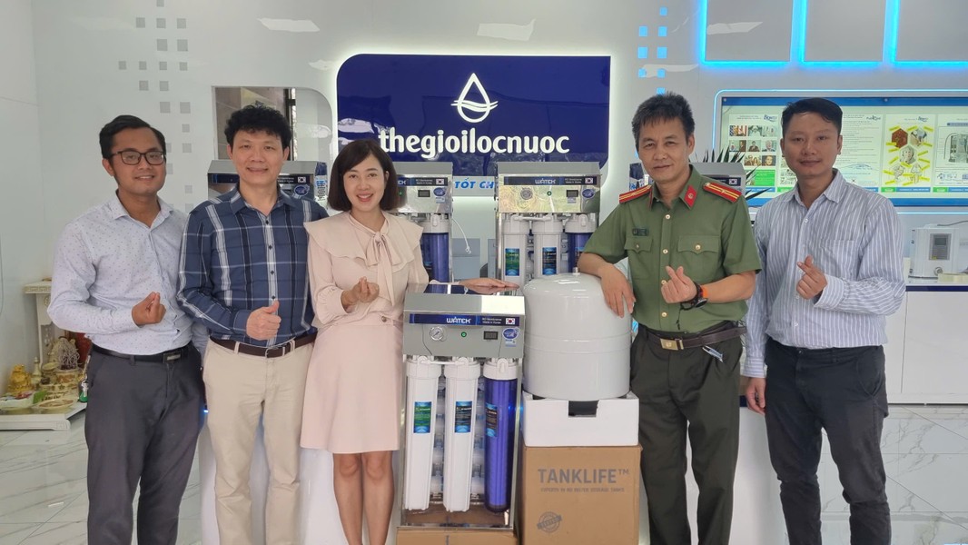 Nhìn lại hành trình chia sẻ nghĩa tình với đồng bào vùng bão lũ