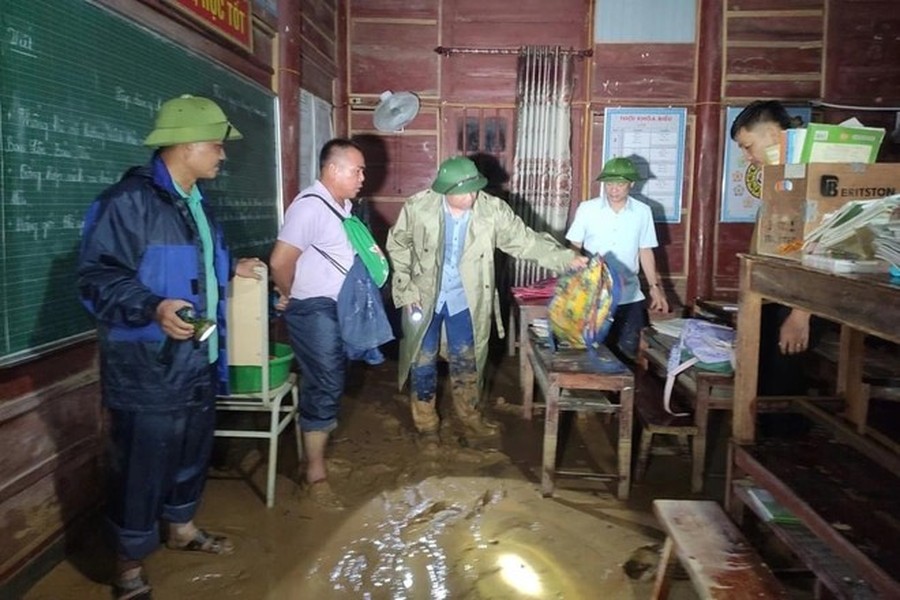 Nhìn lại hành trình chia sẻ nghĩa tình với đồng bào vùng bão lũ