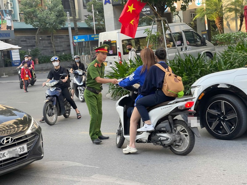 Xử lý nghiêm học sinh vi phạm giao thông trên địa bàn quận Thanh Xuân