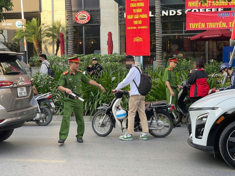 Xử lý nghiêm học sinh vi phạm giao thông trên địa bàn quận Thanh Xuân