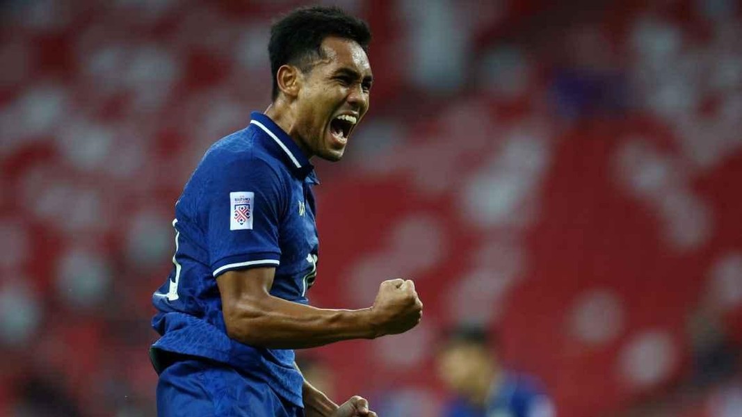 Tuyển Việt Nam có 2 ngôi sao vào đội hình hay nhất AFF Cup 2020