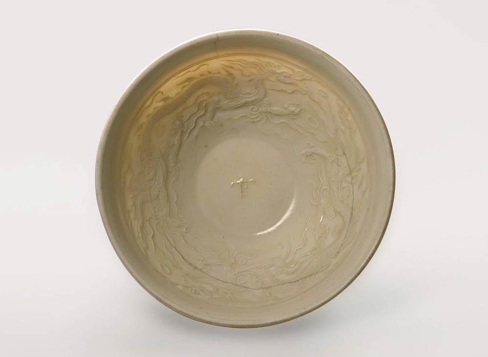 Những điều chưa biết về chiếc bát thấu quang hình rồng thời Lê sơ ở Hoàng Thành Thăng Long | Báo điện tử An ninh Thủ đô