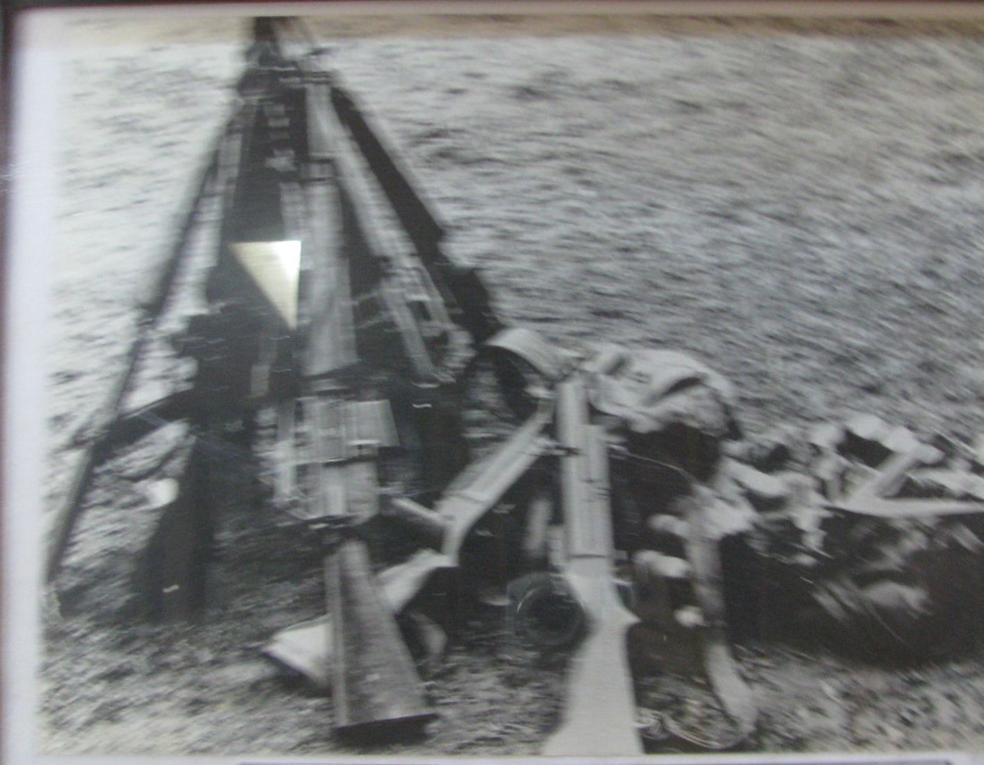 Vũ khí của bọn Fulro. Vũ khí của bọn Fulro.