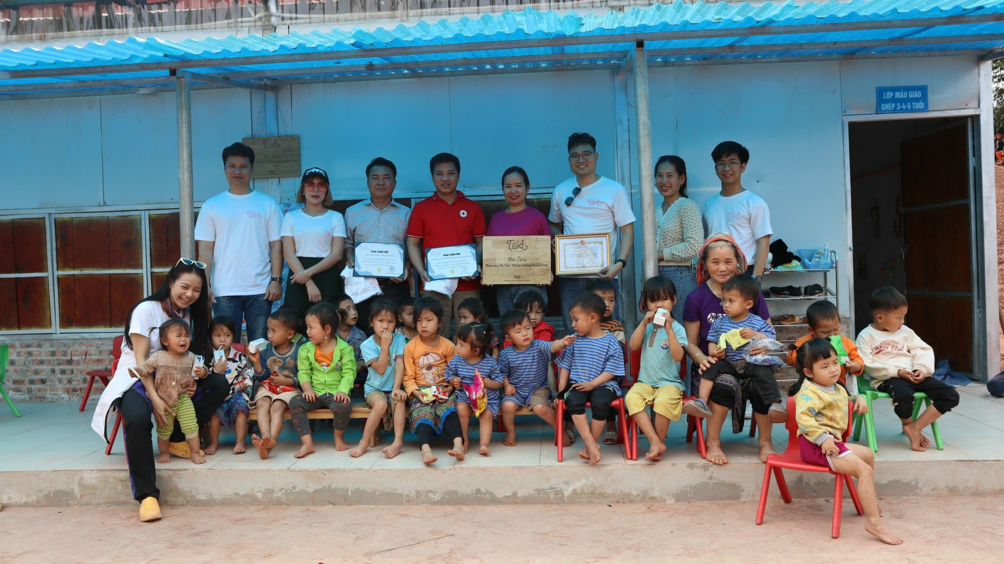 Một điểm trường vùng cao còn nhiều khó khăn, vất vả Một điểm trường vùng cao còn nhiều khó khăn, vất vả