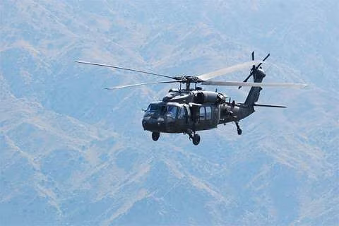 Trong cuộc Chiến tranh Vùng Vịnh năm 1991, UH-60 đã tham gia vào chiến dịch tấn công đường không lớn nhất trong lịch sử Lục quân Hoa Kỳ với hơn 300 chiếc trực thăng tham gia. Trong cuộc Chiến tranh Vùng Vịnh năm 1991, UH-60 đã tham gia vào chiến dịch tấn công đường không lớn nhất trong lịch sử Lục quân Hoa Kỳ với hơn 300 chiếc trực thăng tham gia.