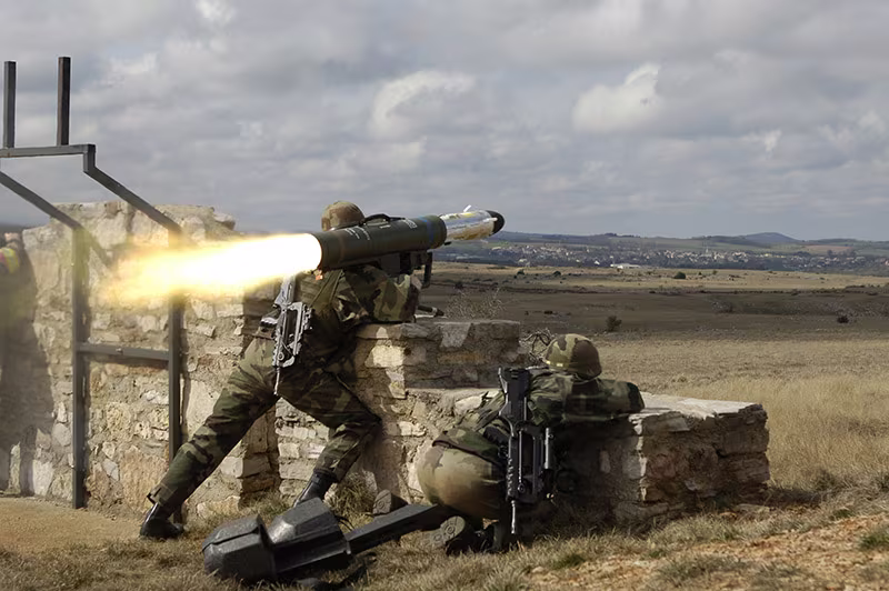 Tên lửa Eryx đang khai hỏa