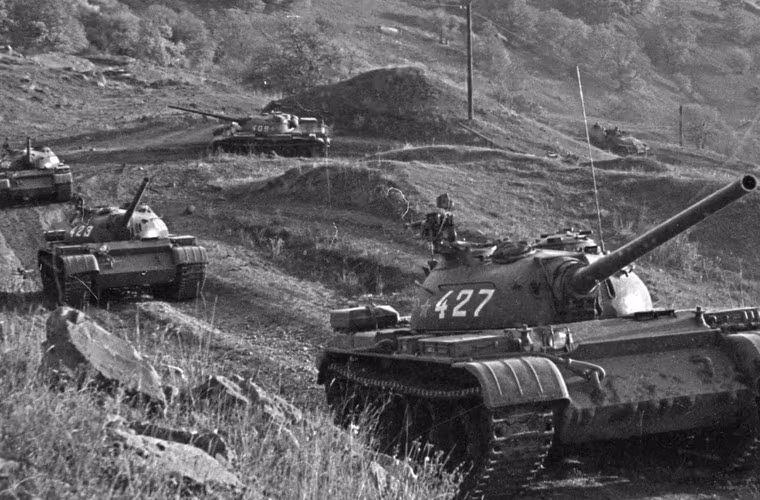 Xe tăng T-54/55 góp mặt trong hầu hết các cuộc xung đột lớn kể từ thập niên 1960 cho tới nay Xe tăng T-54/55 góp mặt trong hầu hết các cuộc xung đột lớn kể từ thập niên 1960 cho tới nay