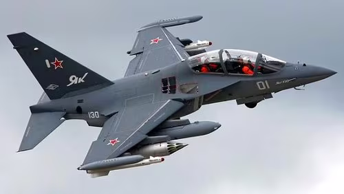 Máy bay huấn luyện kiêm chiến đấu Yak-130