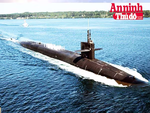 [Infographic] USS Ohio - Kho vũ khí hạt nhân khủng khiếp di động đến Biển Đông ảnh 1