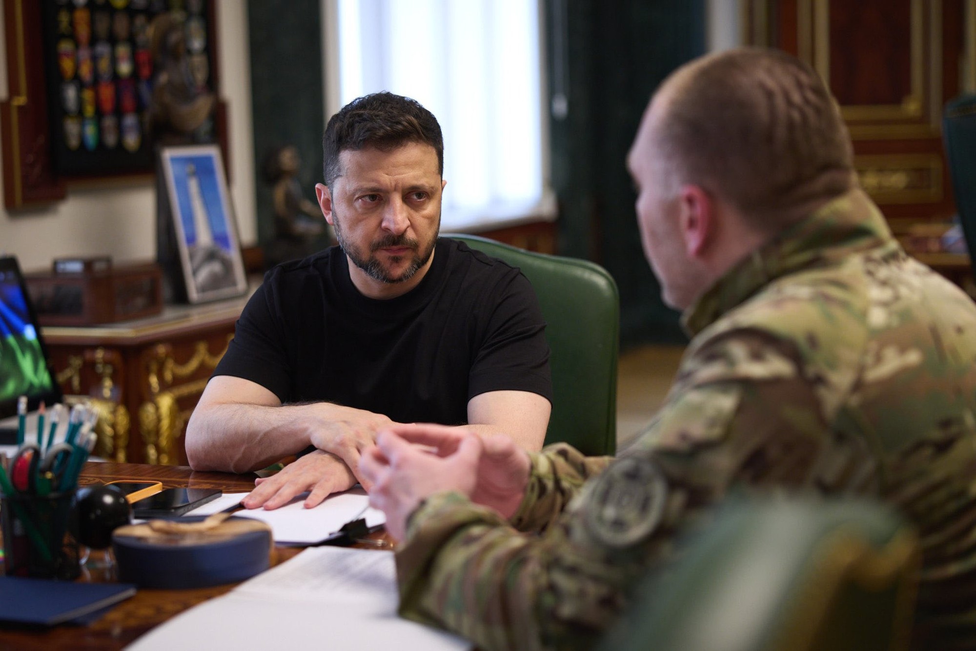 Tổng thống Ukraine Volodymyr Zelensky và lãnh đạo SBU Vasyl Maliuk