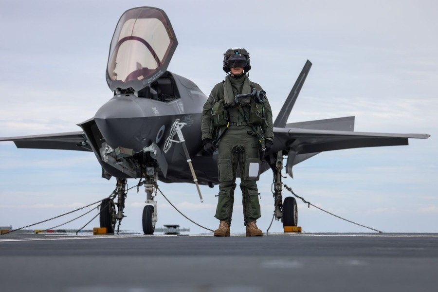 Chiến đấu cơ tàng hình F-35B