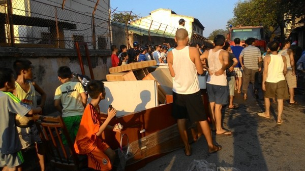 Dập tắt vụ cháy lớn trên phố Lương Khánh Thiện ảnh 10
