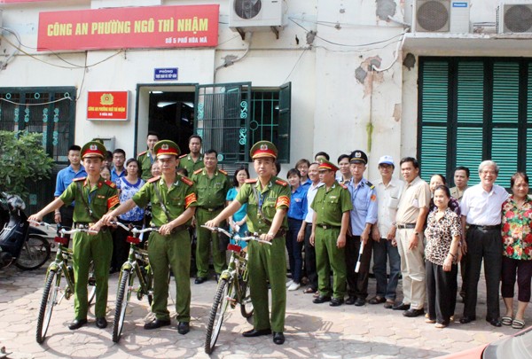 Gần gũi thân thiện với dân, "cắt" bỏ tình trạng "cưỡi ngựa xem hoa" ảnh 9