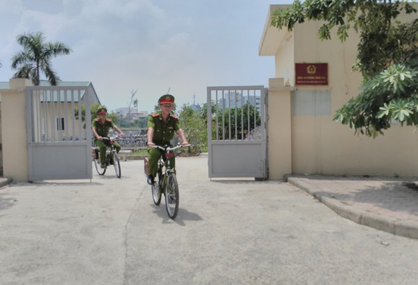 Những chiếc xe đạp "xuất quân" cùng CBCS tổ CSTT CAP Trung Văn trong ca tuần tra buổi trưa