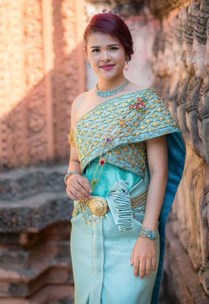 Tinh tế hình ảnh Á hậu dân tộc Khmer ảnh 2