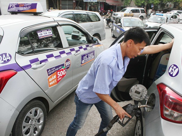 Doanh nghiệp vận tải "cố thủ", không chịu giảm giá cước ảnh 1