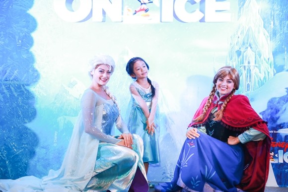 Thế giới cổ tích Disney với sân khấu băng khổng lồ đã có mặt tại Việt Nam ảnh 2