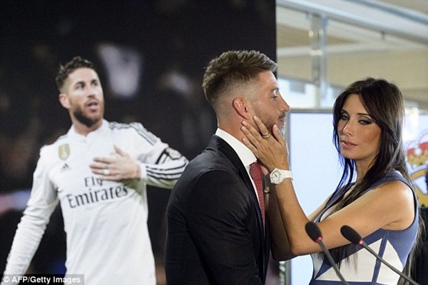 Real Madrid họp báo hoành tráng giới thiệu Ramos gia hạn hợp đồng ảnh 1