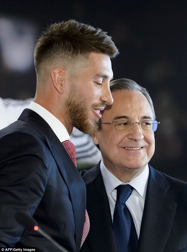 Real Madrid họp báo hoành tráng giới thiệu Ramos gia hạn hợp đồng ảnh 14
