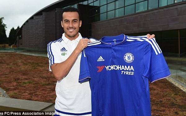 Pedro trong màu áo của Chelsea