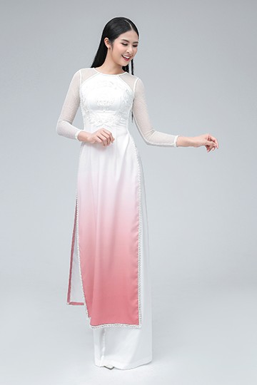Hoa hậu Ngọc Hân đồng hành cùng NTK Hà Duy trong sự kiện này