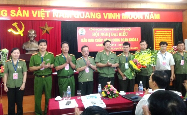 Chính thức ra mắt Ban chấp hành Công đoàn CATP nhiệm kỳ 2014-2019 ảnh 1