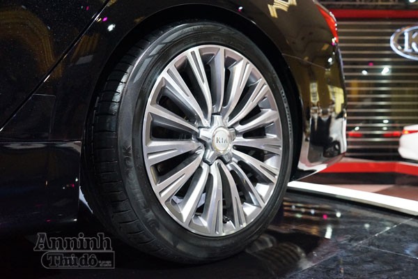 La-zăng đa chấu cỡ 19 inch