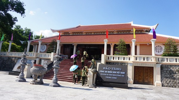 Tảng đá thề ghi dấu mốc lịch sử ảnh 7